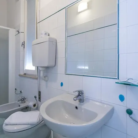 Ξενοδοχείο Savana 3*