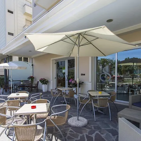 Ξενοδοχείο Savana