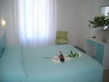 Ξενοδοχείο Savana 3*