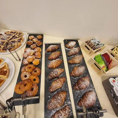 Savana Отель 3*